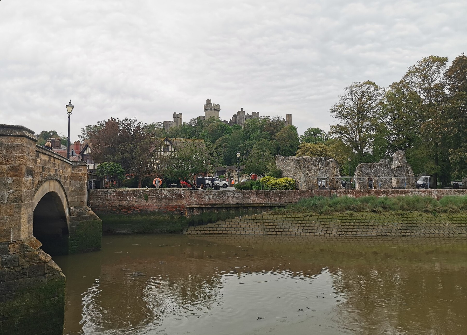 River Arun and town bridge beneath Arundel Castle