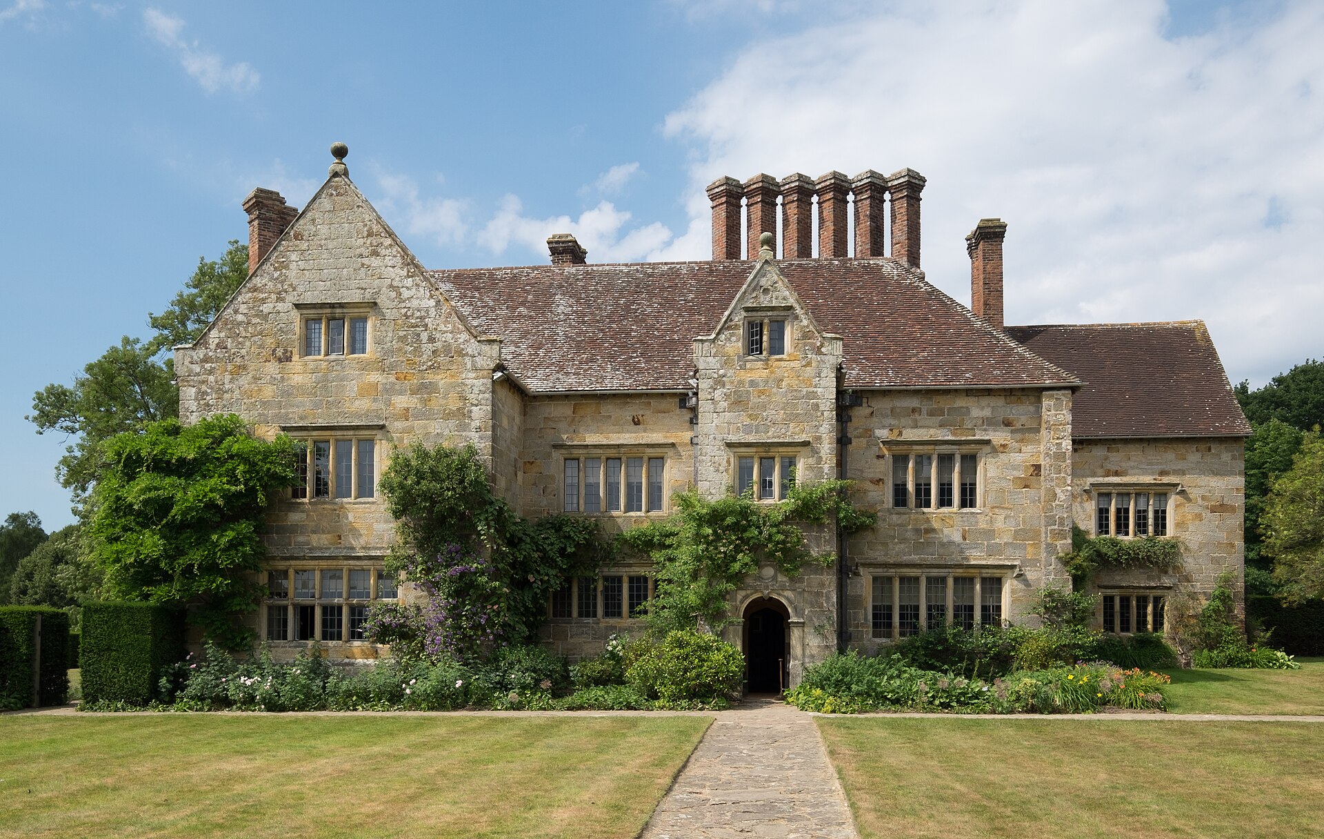 Bateman's Jacobean house and front garden