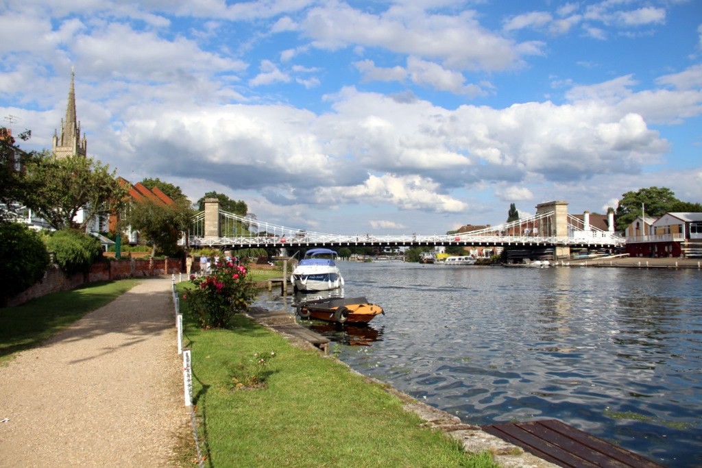 Marlow church and suspension bridge beside the River Thames