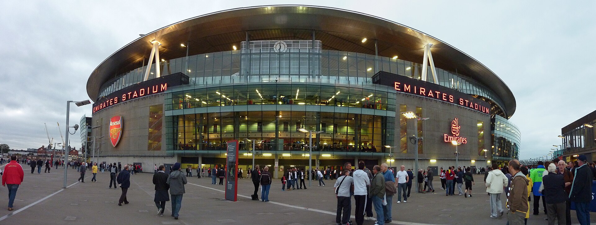 Emirates Stadium exterior