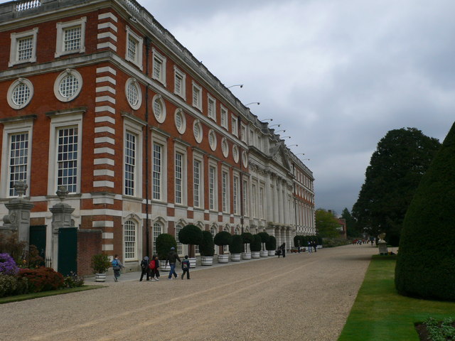 Hampton Court Palace - east facade 
