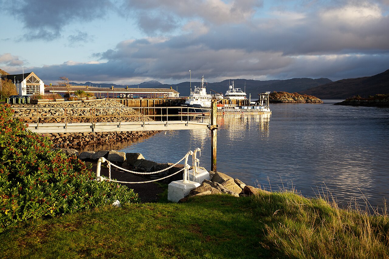 Kyle of Lochalsh harbour