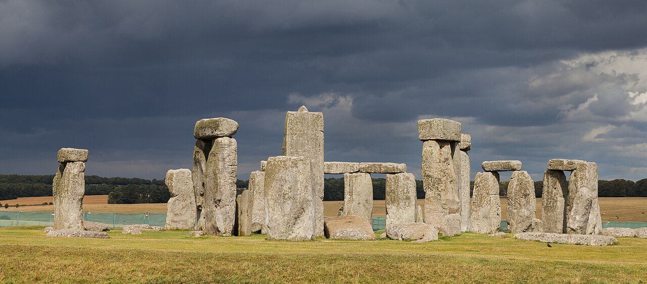 Stonehenge stone circle beneath a clouded sky
