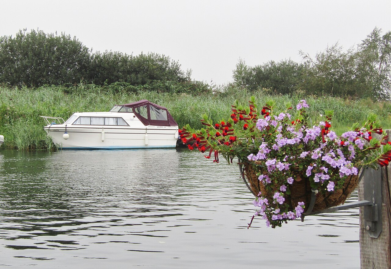 A boat on the River Waveney at Beccles