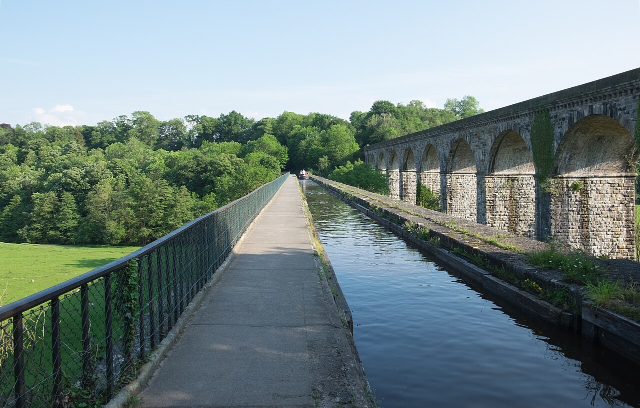 Towpath and water crossing Chirk Aqueduct beside the railway viaduct