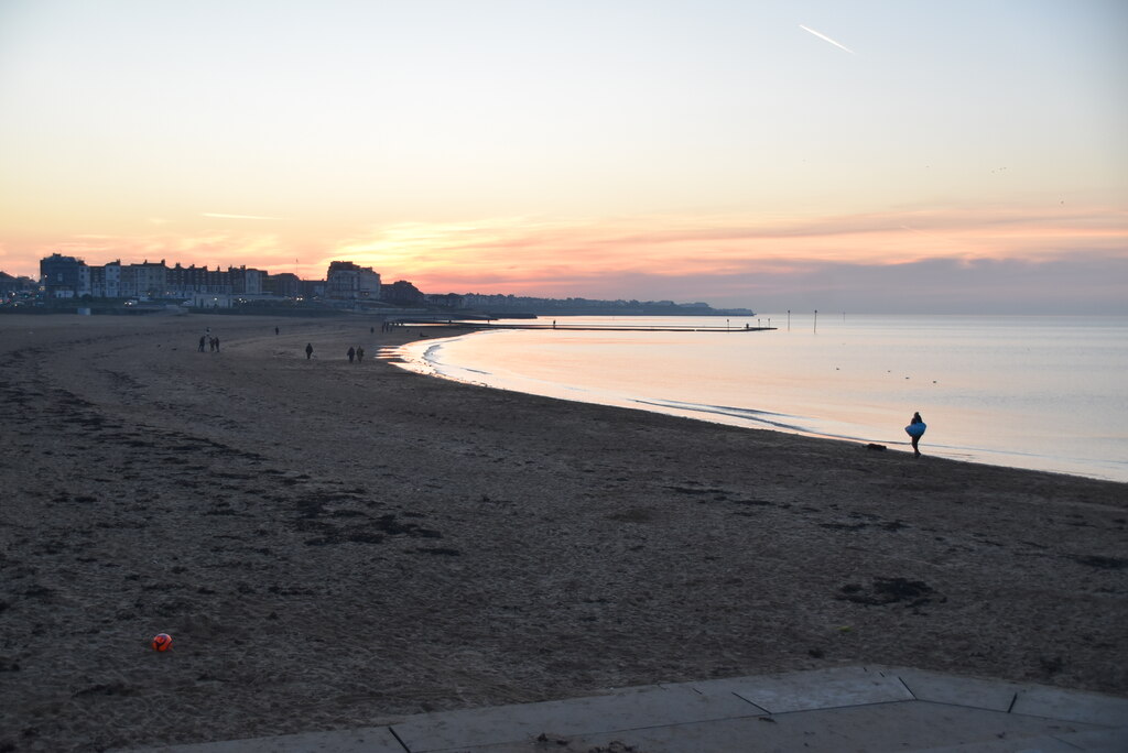 Margate beach at dusk