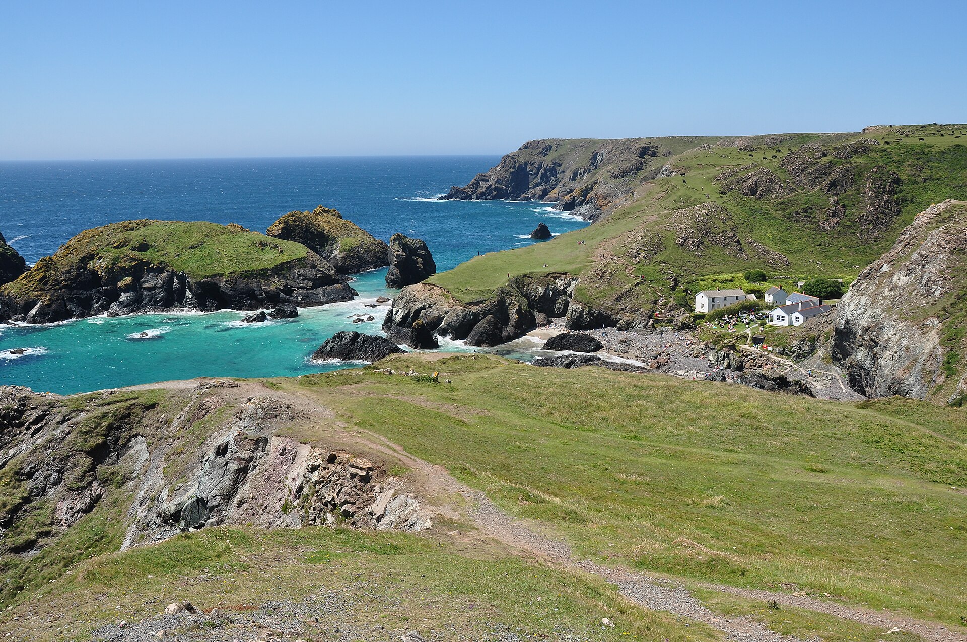 Kynance Cove seen from the eastern approach